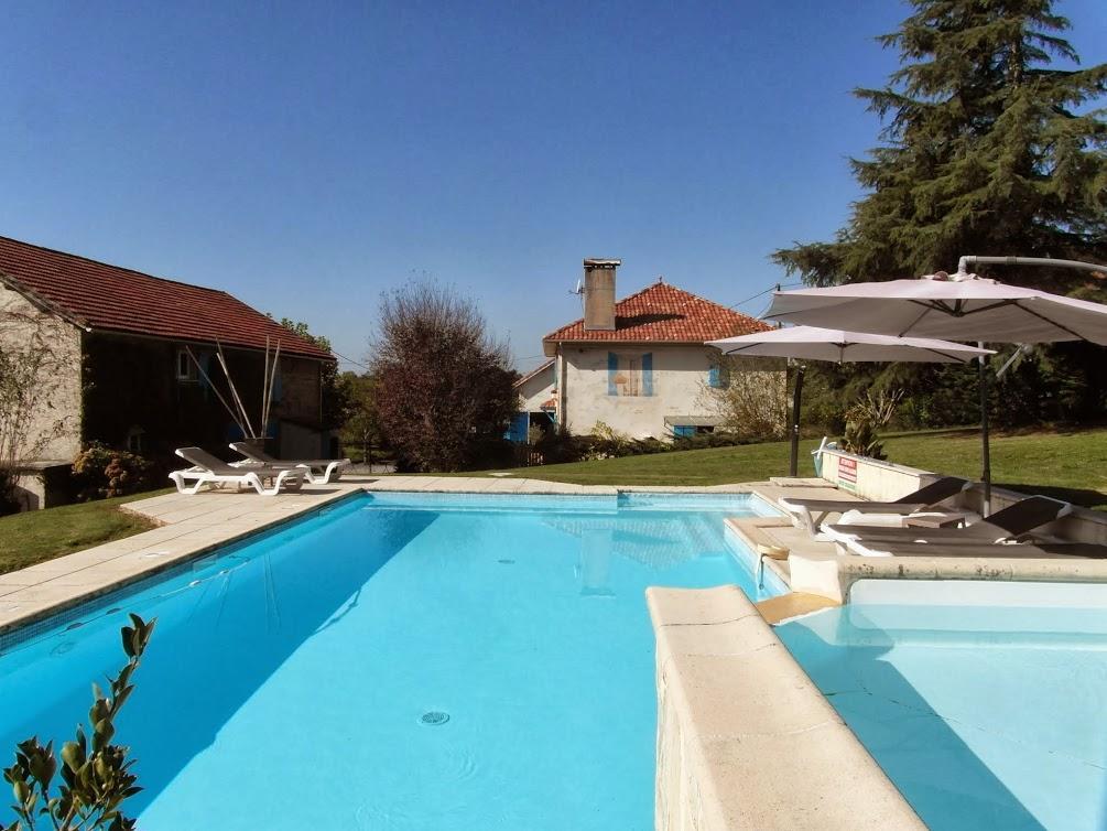 Chambres D'Hotes Domaine De Compostelle Casteide-Candau Εξωτερικό φωτογραφία