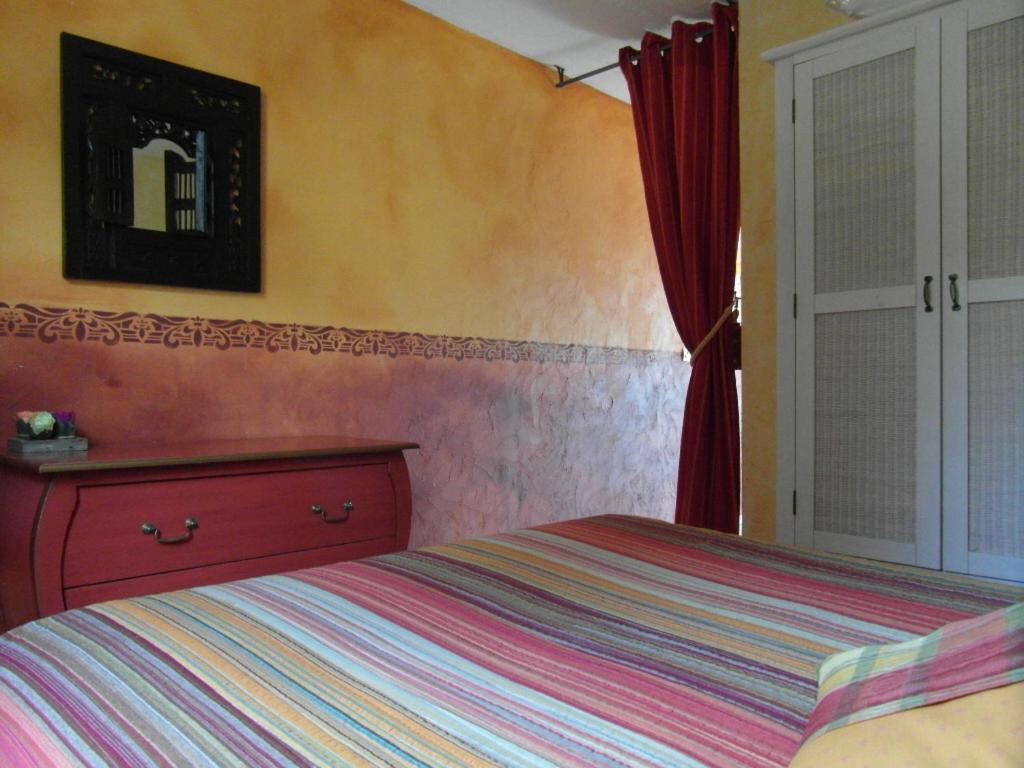 Chambres D'Hotes Domaine De Compostelle Casteide-Candau Δωμάτιο φωτογραφία