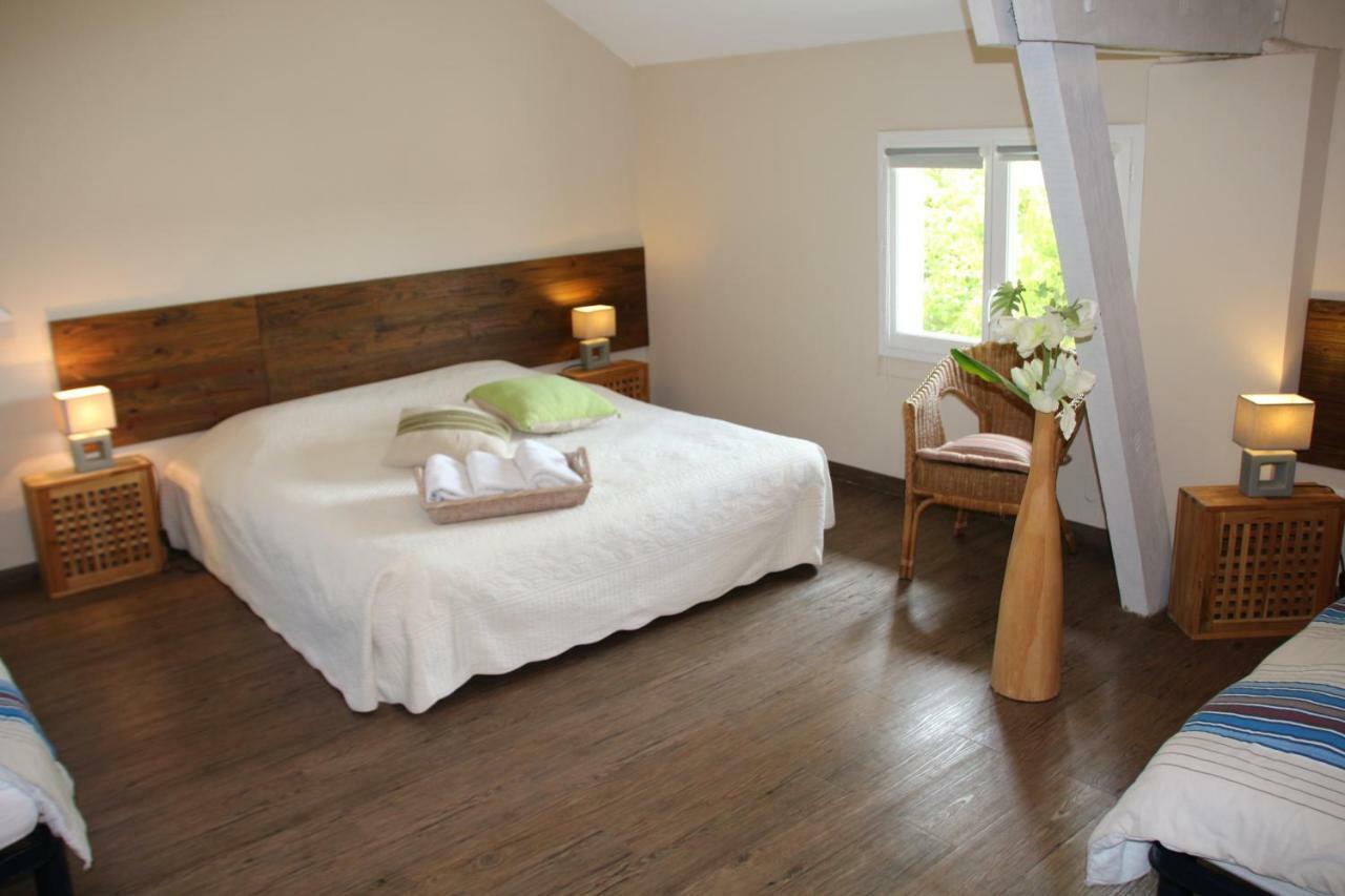 Chambres D'Hotes Domaine De Compostelle Casteide-Candau Εξωτερικό φωτογραφία